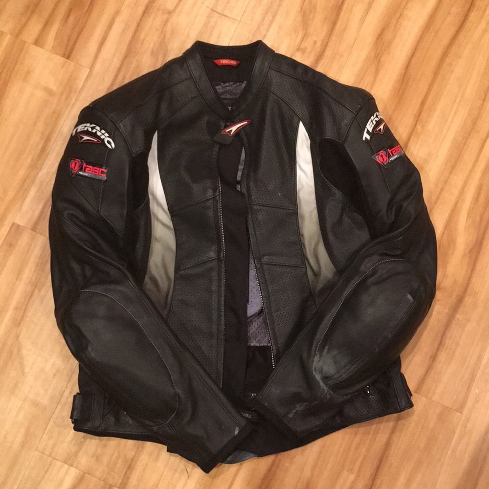 Teknic motorcycle leather jacket (padded)